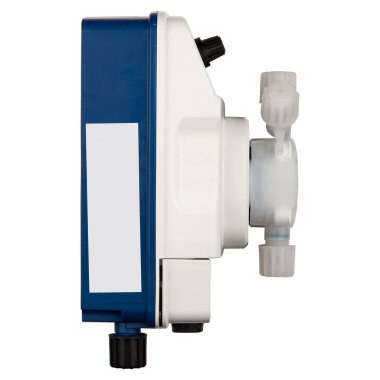 Beyaz üzerine izole havuz için Samll beyaz plastik diyafram pompası.