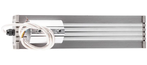 Barre lumineuse industrielle en aluminium LED pour montage sur tuyau pour usage extérieur isolé sur fond blanc . — Photo