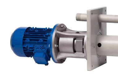 Fıçı kimyasal pompa beyaz arka planda izole Ac motor.