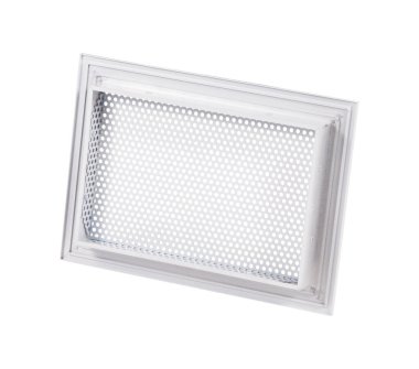 Arz ve egzoz havalandırma ızgaraları beyaz arka planda