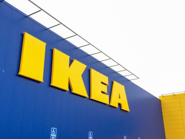 Ikea mağazasının dış girişi