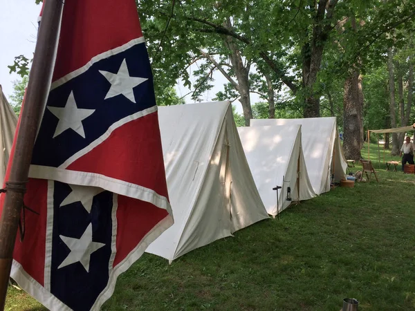 Amerikanischer Bürgerkrieg Nachstellung Konföderiertenflagge — Stockfoto