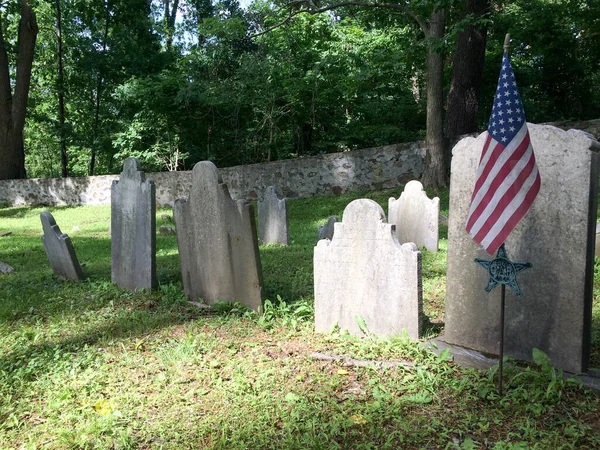 Историческое американское кладбище — стоковое фото
