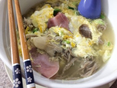 Çubuklu Asya usulü çorba.