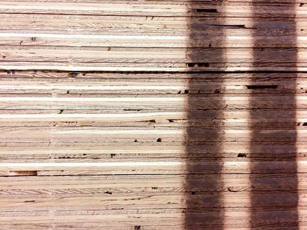 Faanyag rétegelt lemez az otthoni javító raktárban — Stock Fotó
