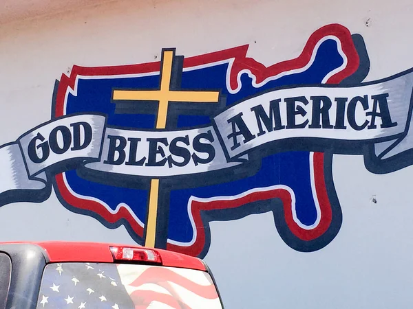 Deus abençoe a América assine com cruz — Fotografia de Stock