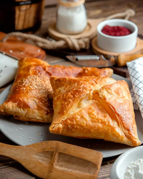 Square khachapuri with puff pastry cheese — Stock Photo, Image