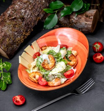 Masada karides sezar salatası