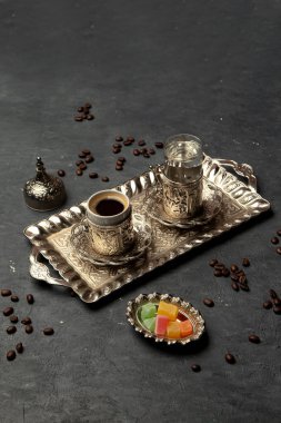 Su ile servis edilen kahve.