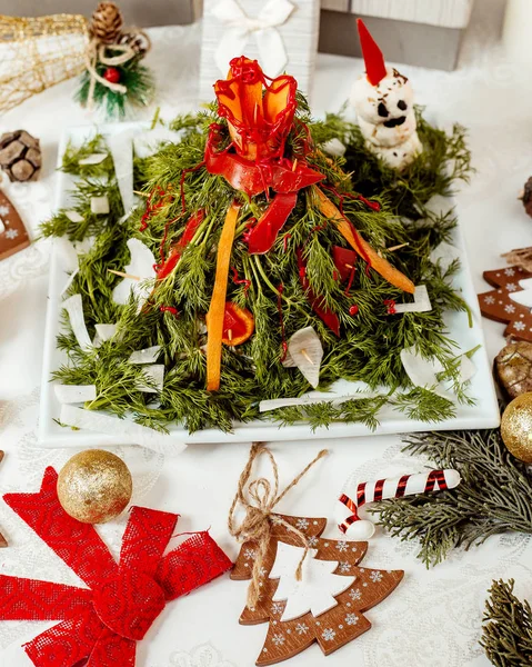 Kräutersalat Mit Geschnittenem Gemüse — Stockfoto