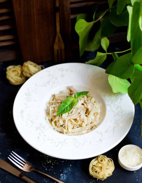 Pasta Con Crema Agria Champiñones — Foto de Stock