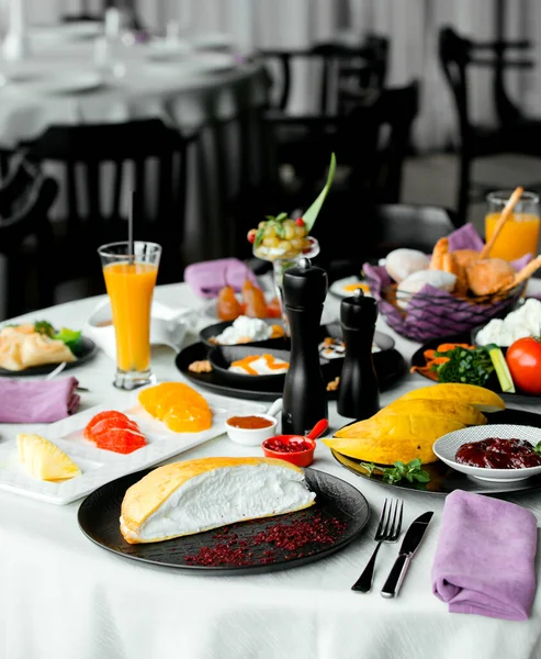 Breakfast Set Table — стоковое фото