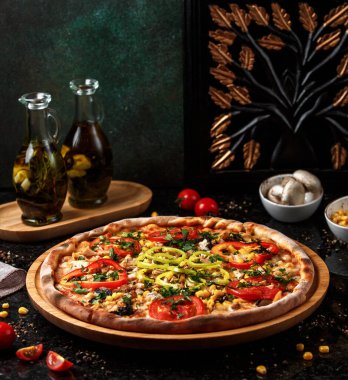 Masada mısırlı Hawaii pizzası.