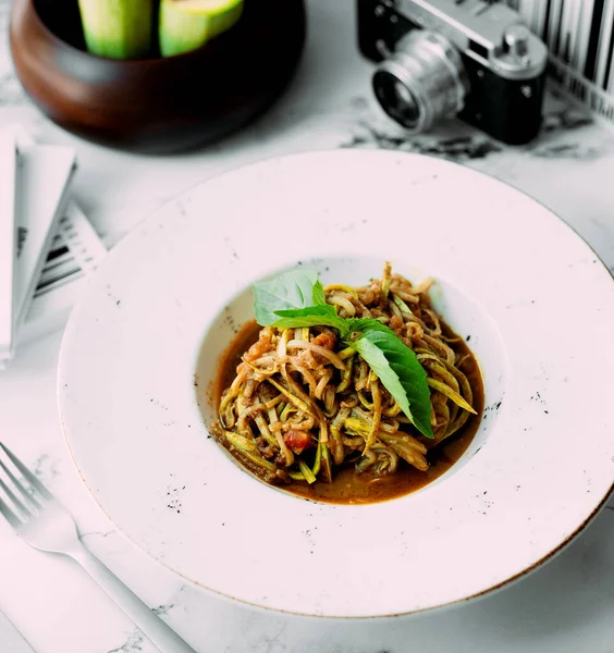 Fideos Con Verduras Hierbas — Foto de Stock