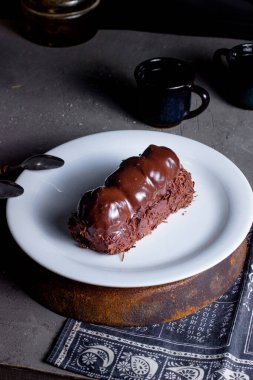 Çikolatalı çikolata rendelenmiş.