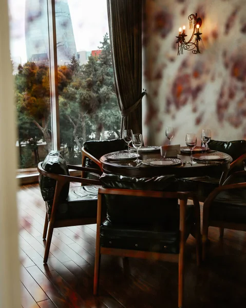 Coin Table Restaurant Pour Personnes Avec Chaises Bois Avec Sièges — Photo