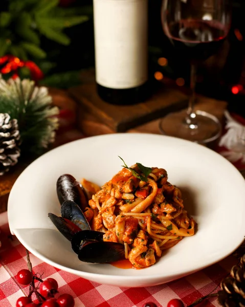Seafood Pasta Tomato Sauce Mussels — Stock Photo, Image