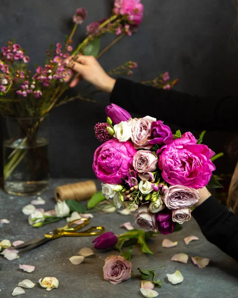 Vue Latérale Bouquet Mariage Pomponelle Roses Rose Clair — Photo