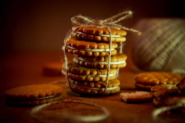 Hemlagad Kortbröd Mjölk Cookies Som Gåva Trä Bakgrund Med Ett — Stockfoto