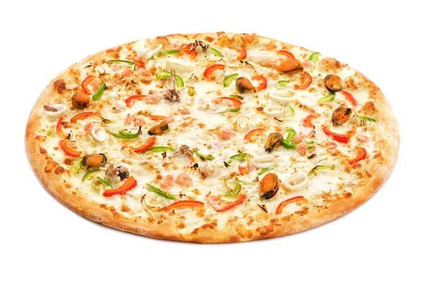 Pizza Klasik Italia Segar Dengan Makanan Laut Yang Diisolasi Dengan — Stok Foto