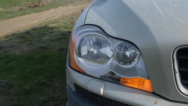 Ослепитель автомобиля свет, свет автомобиля постоянно мигает — стоковое видео