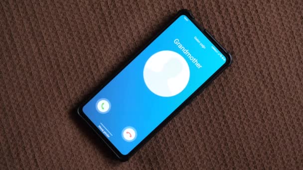 Smartphonu Blíží Hovor Volá Babička Video Natáčení — Stock video