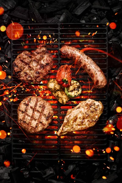 Beef Steak Grill Grate Sparks — Stock Photo, Image