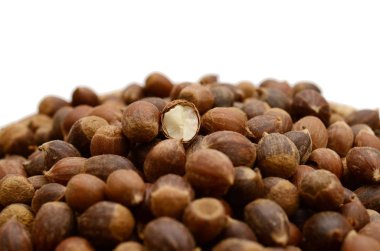 Kahverengi tatlı kestaneler yığını