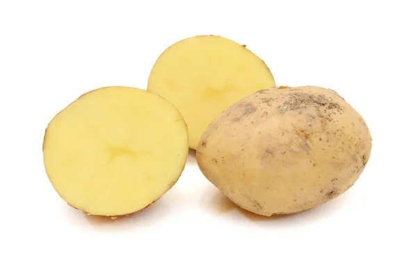 Patatas Frescas Rodajas Sobre Fondo Blanco — Foto de Stock