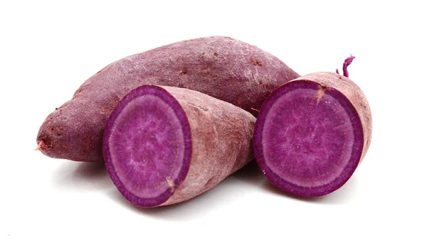 Batatas Doces Inteiras Frescas Branco — Fotografia de Stock