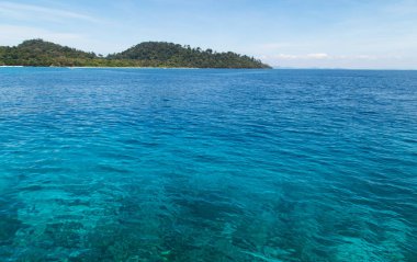 Rok Adası deniz manzarası, Krabi, Tayland.