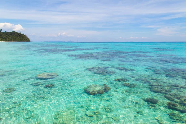 Rok island sea cape bei krabi, thailand. — Stockfoto