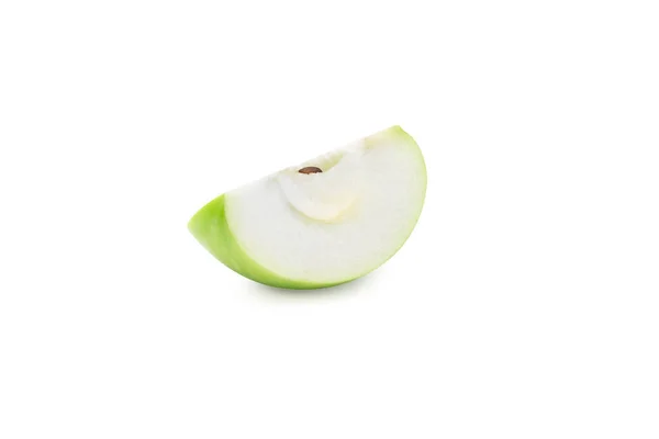 Plasterek Zielonego Jabłka Odizolowany Białym Tle Ścieżką Wycinania — Zdjęcie stockowe
