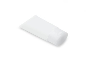 Beyaz plastik krem tüpü veya jel ürün modelleme şablonu kırpma yolu ile beyaz arkaplanda izole.