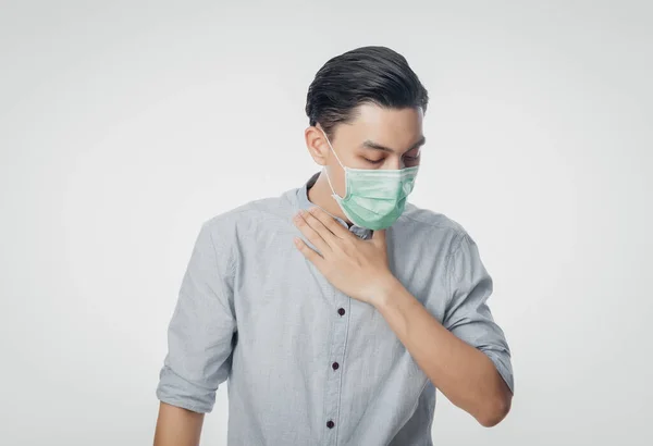 Junger Asiatischer Geschäftsmann Hygienemaske Leidet Unter Halsschmerzen 2019 Ncov Oder — Stockfoto