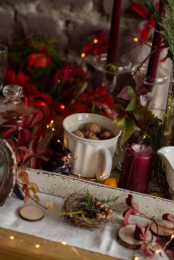 Düğün için sonbahar sofrası, Noel ağacı, balkabağı, kumkat...