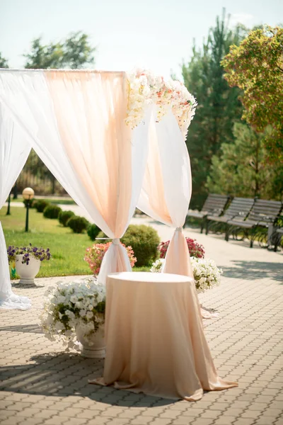 Esküvői Regisztrációs Díszített Virágok — Stock Fotó