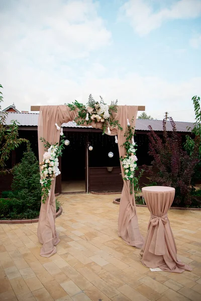 Arco Registro Casamento Decorado Com Flores — Fotografia de Stock