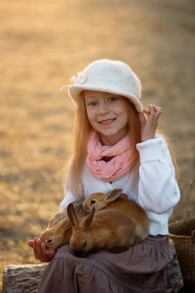 Funny Girl Dressed Vintage Outfit Farm Rabbits — Stock Photo, Image