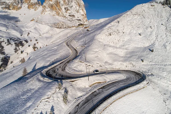 Route Courbe Dans Les Alpes Italiennes Tyrol Sud Hiver Journée — Photo