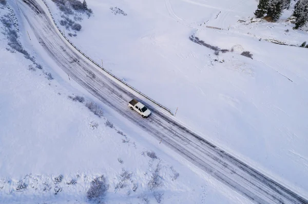 Bílé Auto Silnice Shora Italských Alpách Jižním Tyrolsku Během Zimního — Stock fotografie