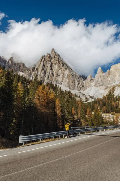 Asphalt Roads Italian Alps South Tyrol Autumn Season — ストック写真