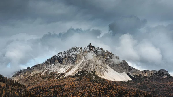 Dolomittfjellene Omgitt Skyer Sør Tirol Italia – stockfoto