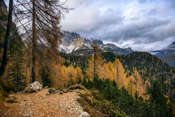 Dolomieten Bergen Omgeven Door Wolken Zuid Tirol Italië — Stockfoto