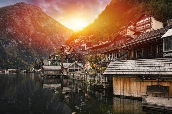 Schöner Sonnenuntergang Hallstatter Dorf Hallstatter See Den Österreichischen Alpen — Stockfoto