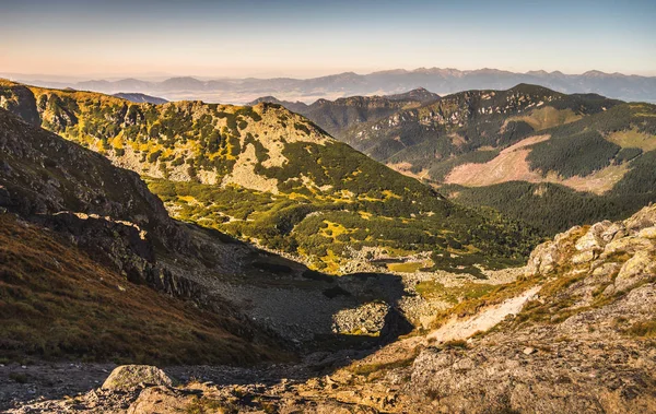 Täler und Hügel im Nationalpark Niedere Tatra, Slowakei — Stockfoto