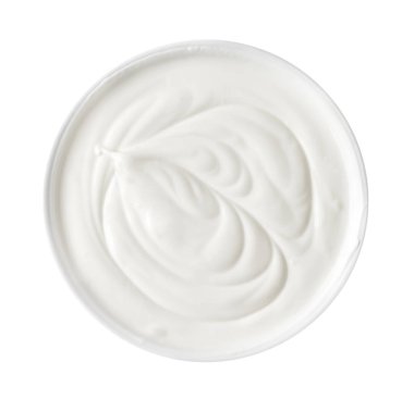 beyaz zemin üzerine yoğurt