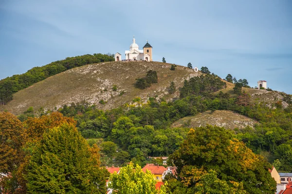 Hill with White Chapel — Stock Photo, Image