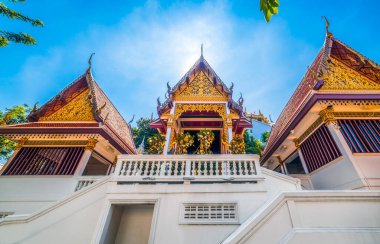 Bangkok, Tayland 'daki Goden Dağı bölgesinde geleneksel Tayland Mimarisi