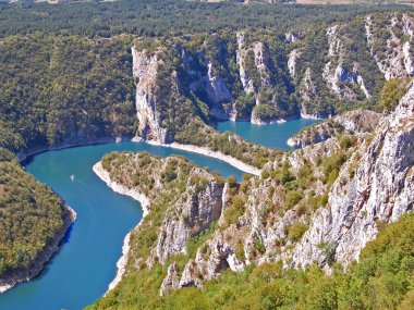 Sırbistan 'ın güneybatısındaki Uvac Nehri' nin Meşhur Ortalamaları.